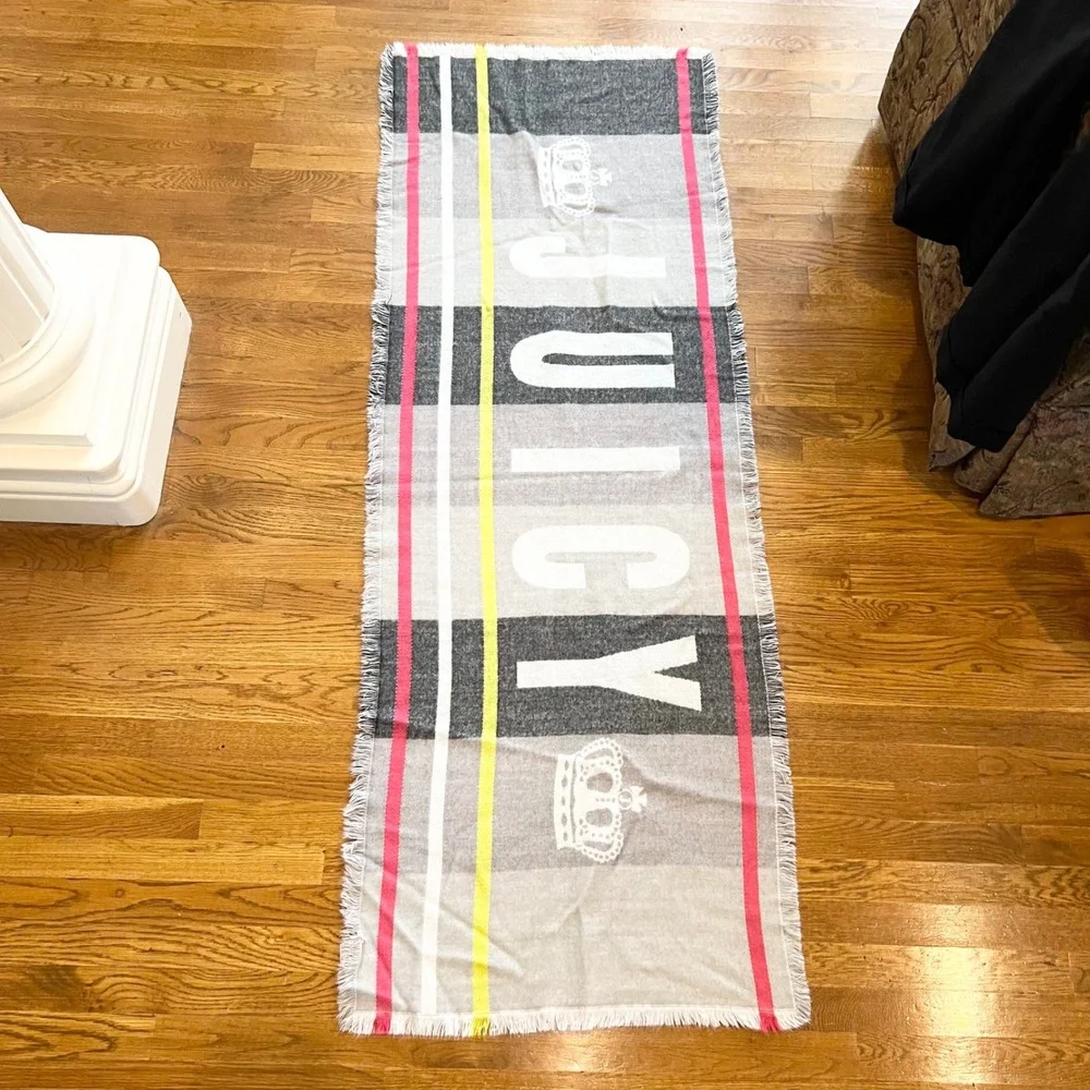 Juicy Couture Branded Logo‎ Soft Scarf Shawl Fringe Y2K